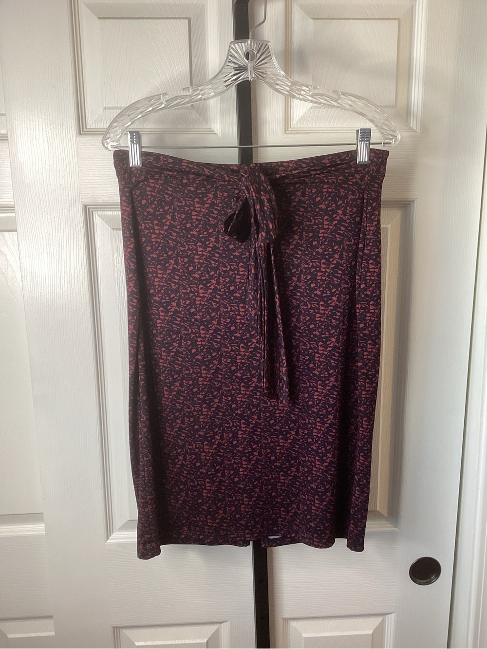 Halogen Black Midi Skirt with Pink Fleck Print, size Medium